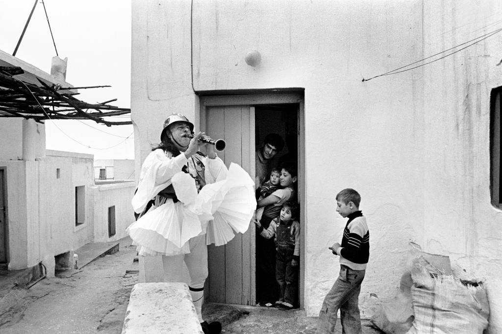Katerina Kaloudi - Greeks - Vineyard, Santorini, 1986.